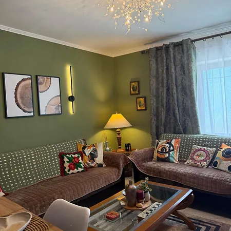 4 Seasons Apartment